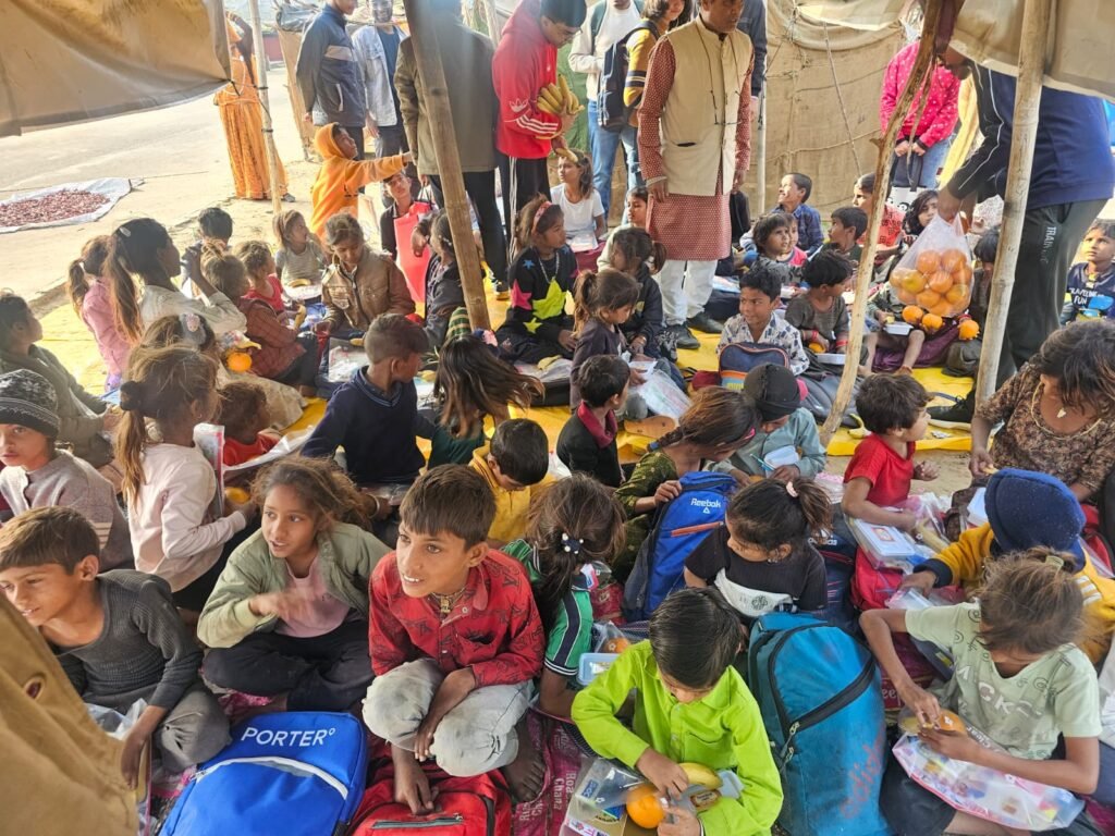 feeding slum children