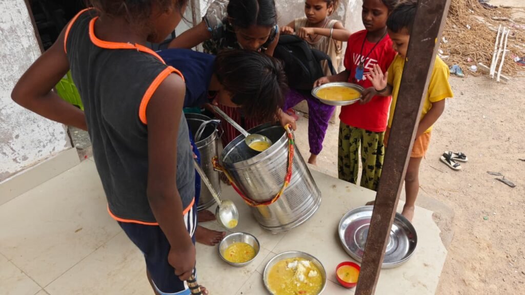 distribution of nutritious food for homeless needy children